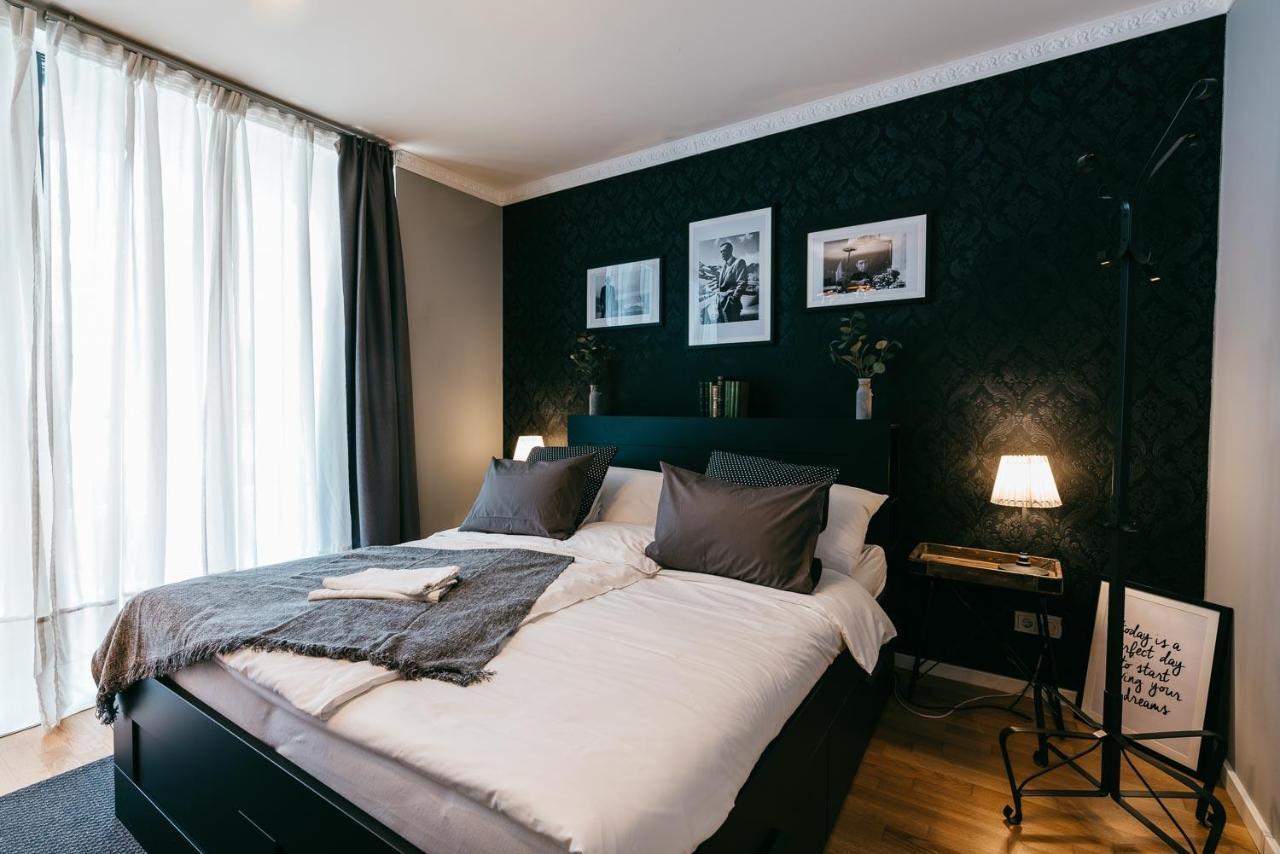 Luxury Downtown Appartement Mit Garage Graz Exterior photo