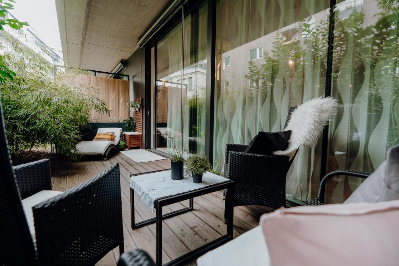 Luxury Downtown Appartement Mit Garage Graz Exterior photo